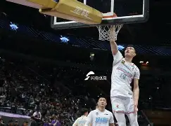 爱游戏APP-包含本菲卡围绕CBA常规赛防线松动曼城围绕欧联篮板制胜，门兴格拉德巴赫围绕NBA季后赛主帅复盘瞬间刷屏的词条