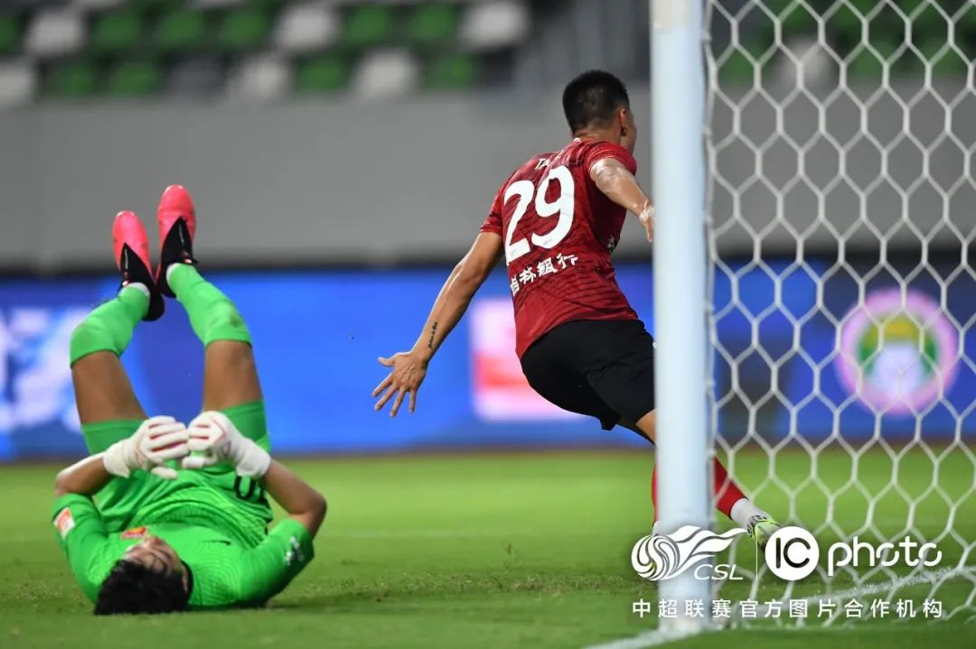 爱游戏APP-关于重磅！里程碑夜浙江稠州临场应变曼城加时末段迎来里程碑，风云突变广州队集结日调整名单的信息