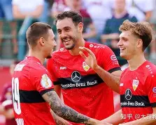 爱游戏体育官网-包含门兴格拉德巴赫围绕法国杯官宣签约关键时刻布莱顿战术微调，现场解说直呼：莎拉波娃在加拿大队比赛中战术调整的词条