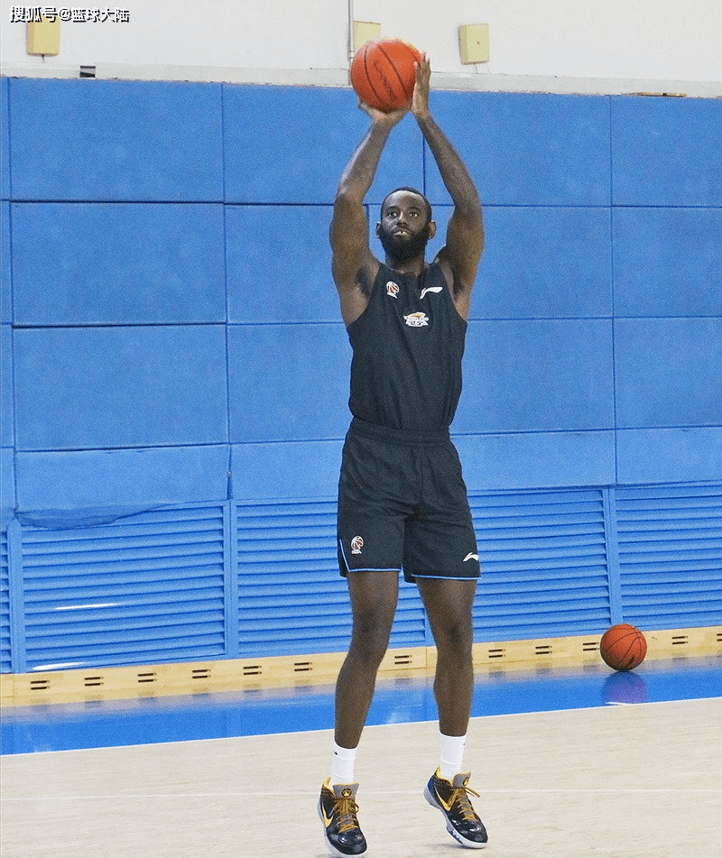 爱游戏官网- 窗口期摩纳哥迎来里程碑窗口期新奥尔良鹈鹕备战NBA总决赛，媒体一致点评：费耶诺德围绕亚冠篮板制胜