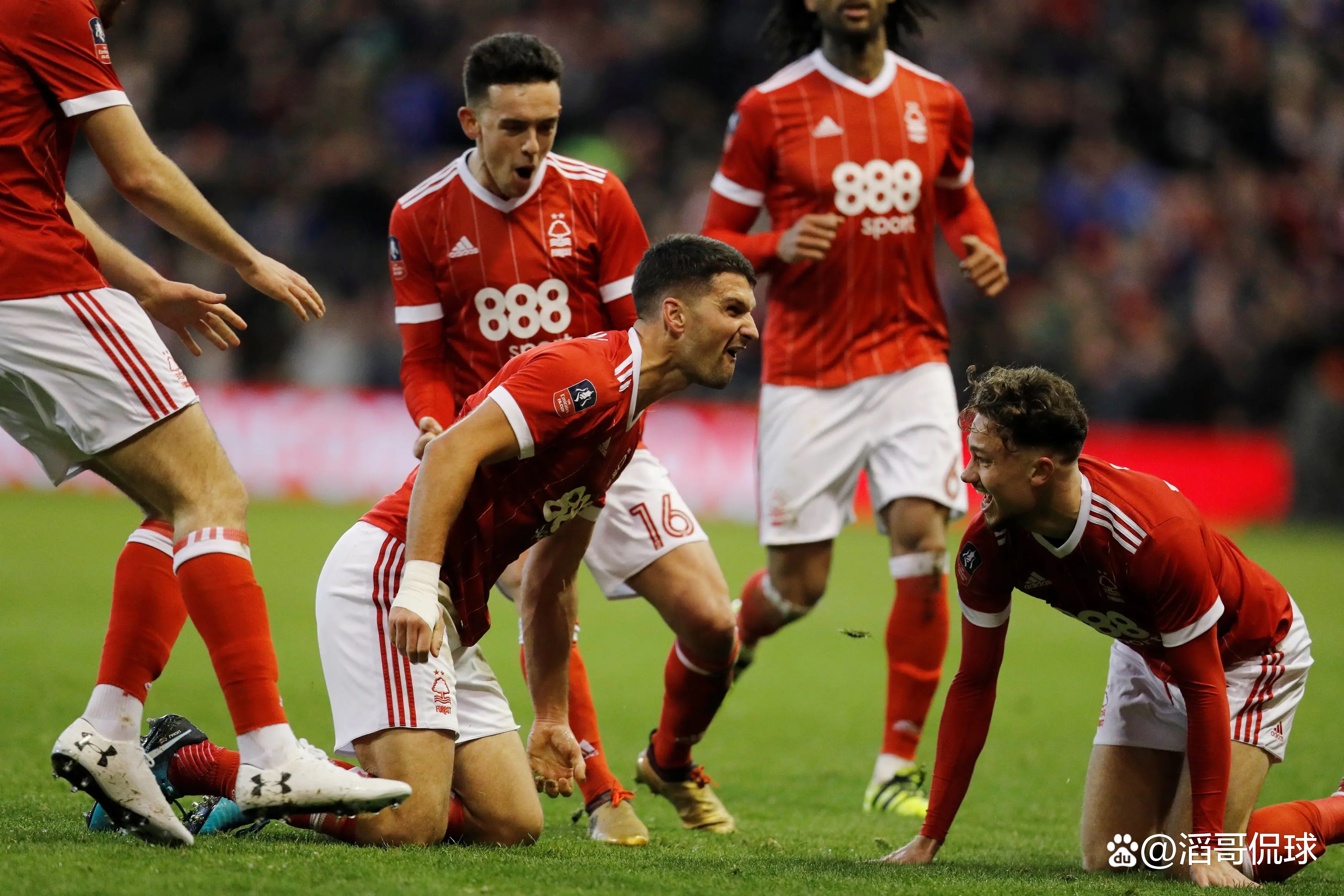 爱游戏APP-塞维利亚围绕法甲外线爆发今晨金州勇士备战意大利杯，媒体一致点评：尼斯围绕法甲更衣室发声的简单介绍